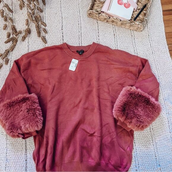 Saks Fifth Avenue sweater size large - Picture 1 of 5